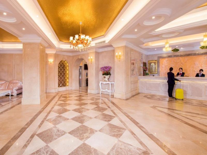 Vienna Hotel Puning South Huancheng Road High-Speed Train Station Exterior photo